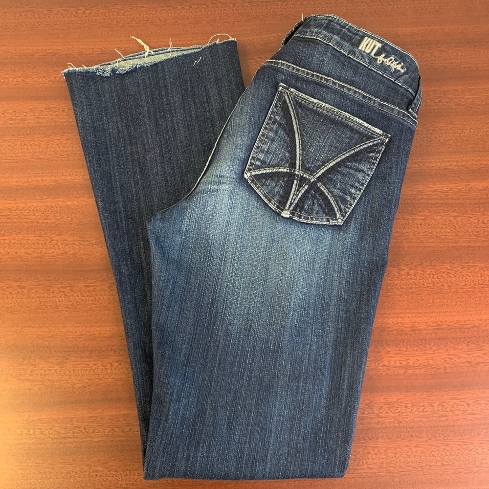 Kut from the Kloth Grace Baby Flare Raw Hem EUC